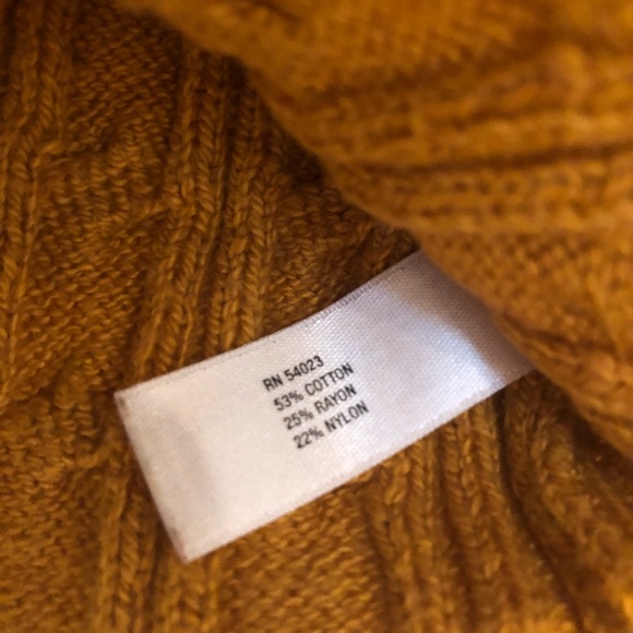 Baby GAP mustard/gold sweater - Picture 3 of 4